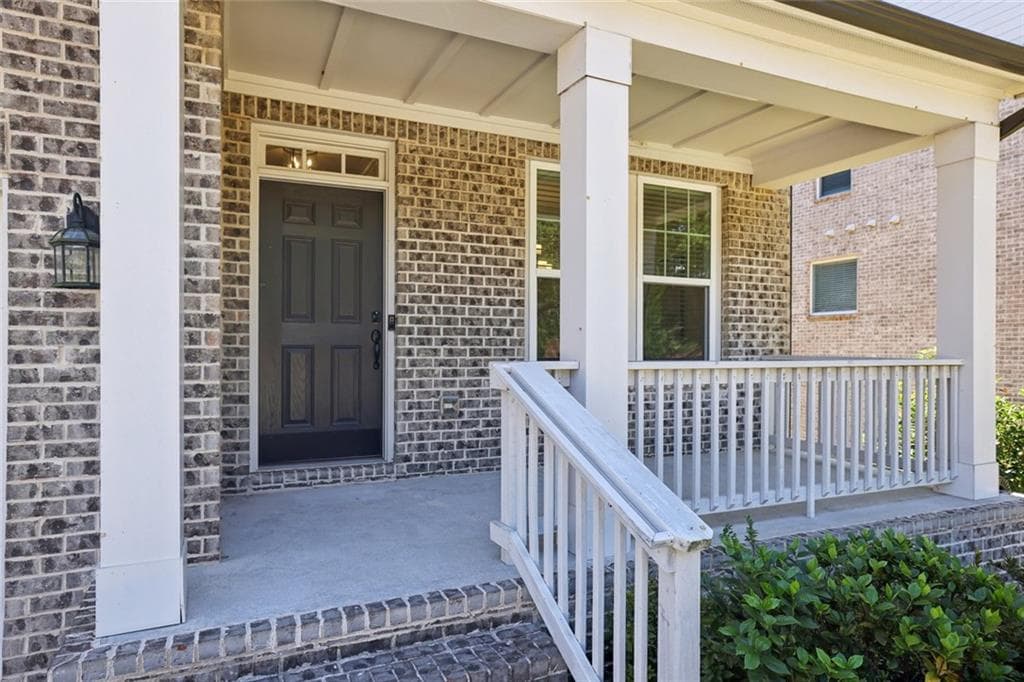 5 bedroom, 4 bathroom, 3,218 sq ft single family residence for sale at 218 Hamlet Drive, Johns Creek, GA 30097 — photo 8