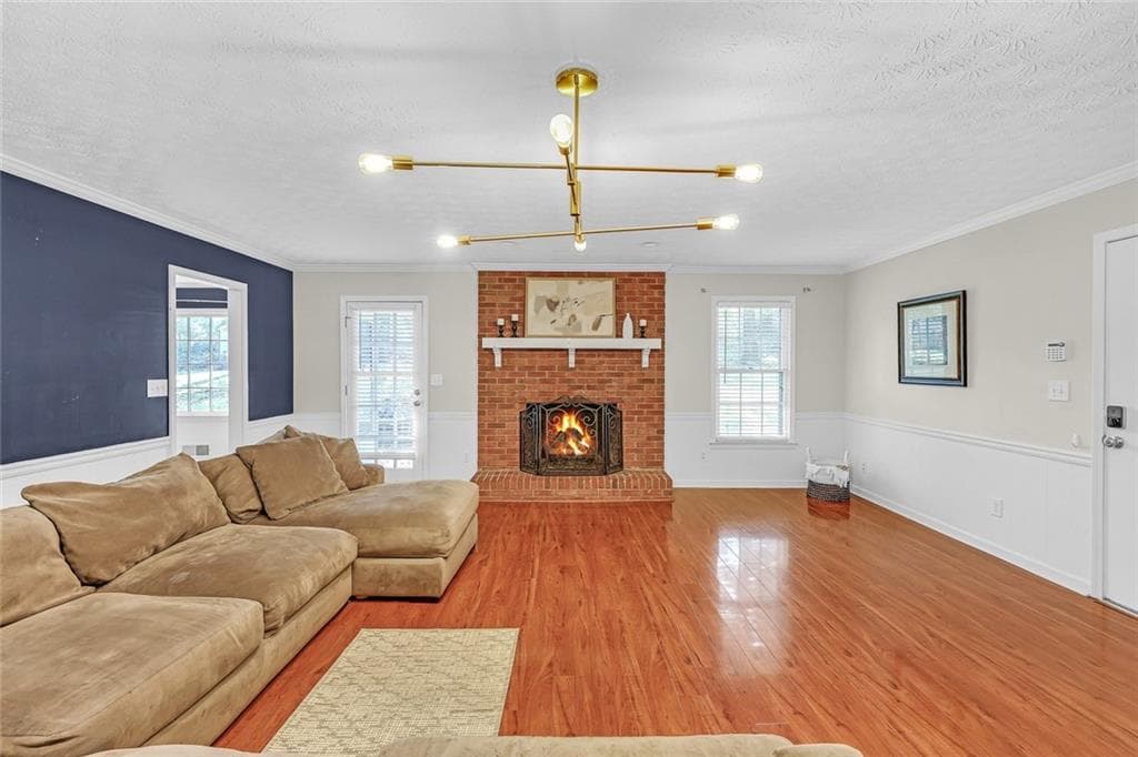 3 bedroom, 2 bathroom, 2,487 sq ft single family residence for sale at 5728 Four Winds Court, Lilburn, GA 30047 — photo 6