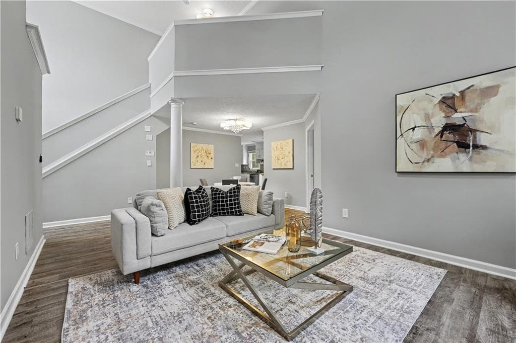 4 bedroom, 4 bathroom, 2,141 sq ft single family residence for sale at 956 Oak Street, Atlanta, GA 30310 — photo 5