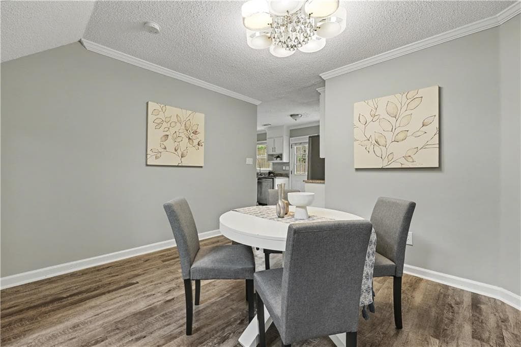 4 bedroom, 4 bathroom, 2,141 sq ft single family residence for sale at 956 Oak Street, Atlanta, GA 30310 — photo 6