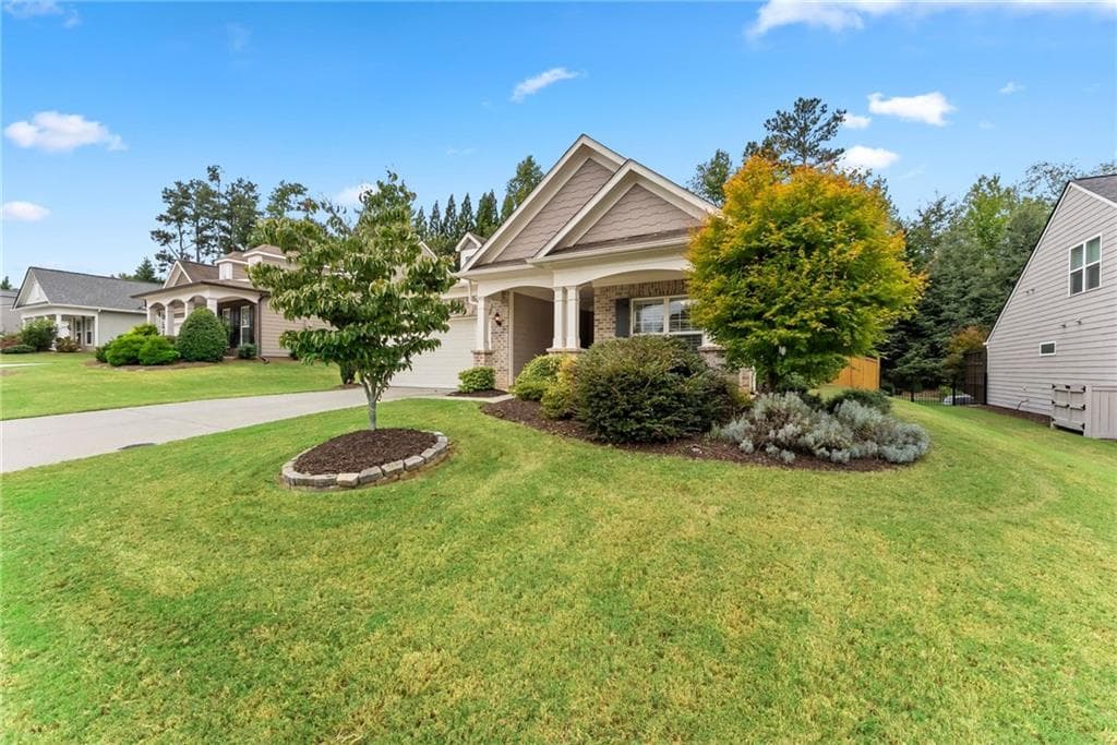 3 bedroom, 3 bathroom, 2,402 sq ft single family residence for sale at 7435 Ashford Manor Way, Cumming, GA 30040 — photo 5