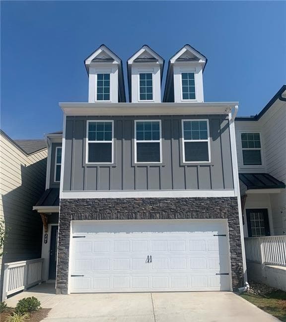 3 bedroom, 3 bathroom, 1,776 sq ft single family residence for rent at 220 Turner Lane, Holly Springs, GA 30188 for $2,200 a month