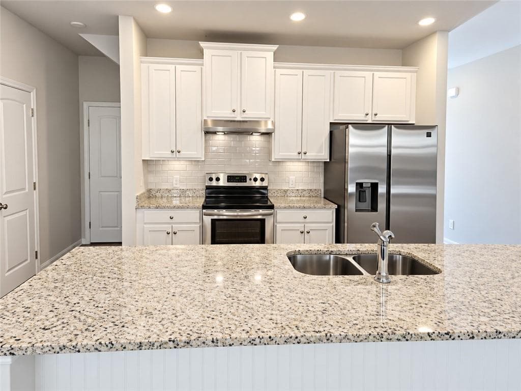 3 bedroom, 3 bathroom, 1,776 sq ft single family residence for rent at 220 Turner Lane, Holly Springs, GA 30188 for $2,200 a month — photo 4
