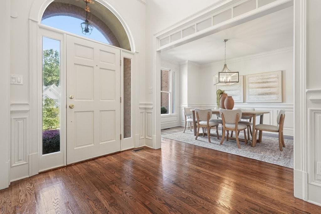 4 bedroom, 5 bathroom, 4,196 sq ft single family residence for sale at 14170 Old Course Drive, Roswell, GA 30075 — photo 3