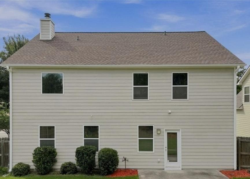 4 bedroom, 3 bathroom, 2,186 sq ft single family residence for rent at 2261 Line Drive, Lawrenceville, GA 30043 for $2,500 a month — photo 2