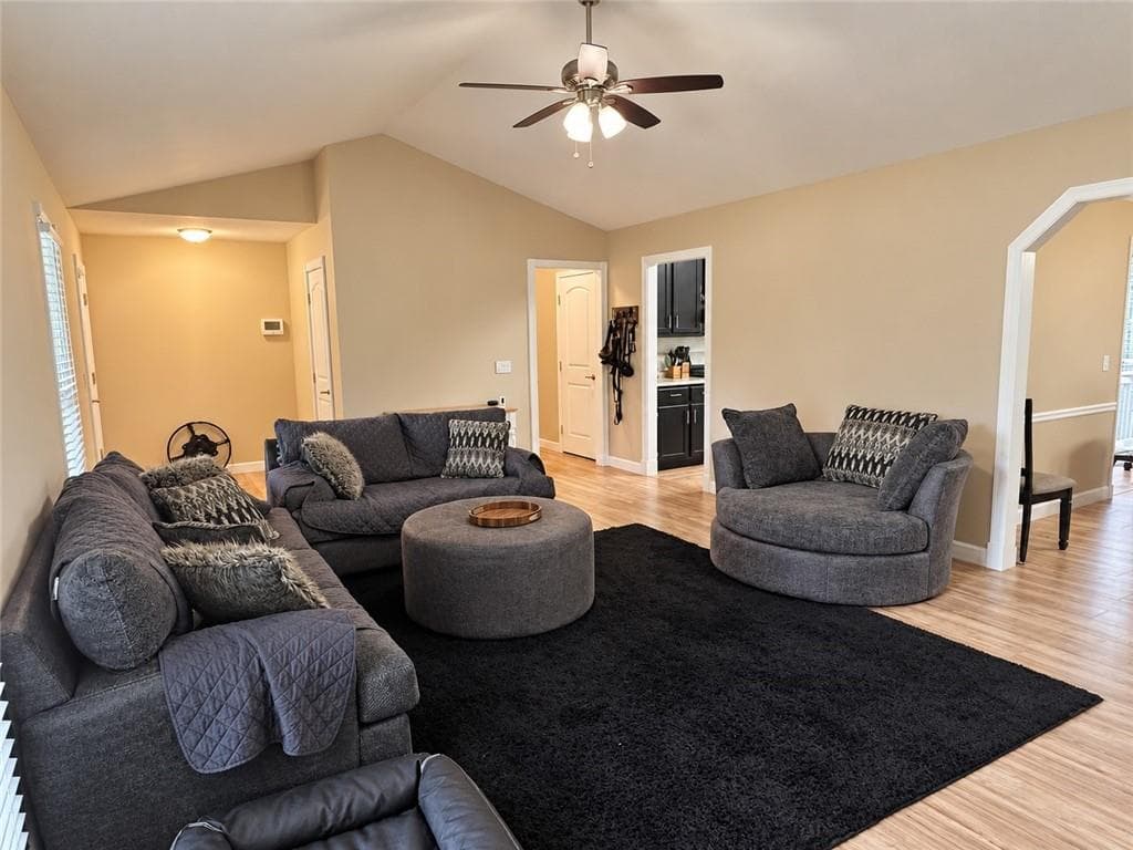 4 bedroom, 2 bathroom, 2,062 sq ft single family residence for sale at 106 Courtland Circle, Powder Springs, GA 30127 — photo 4