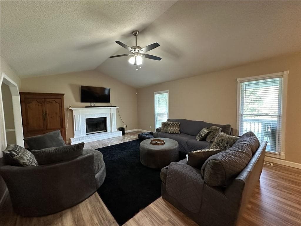 4 bedroom, 2 bathroom, 2,062 sq ft single family residence for sale at 106 Courtland Circle, Powder Springs, GA 30127 — photo 5