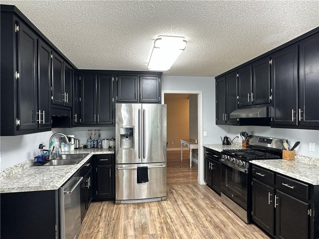 4 bedroom, 2 bathroom, 2,062 sq ft single family residence for sale at 106 Courtland Circle, Powder Springs, GA 30127 — photo 7