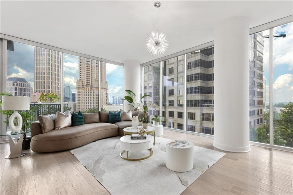 2 bedroom, 2 bathroom, 1,386 sq ft condominium for sale at 1080 Peachtree Street 802, Atlanta, GA 30309