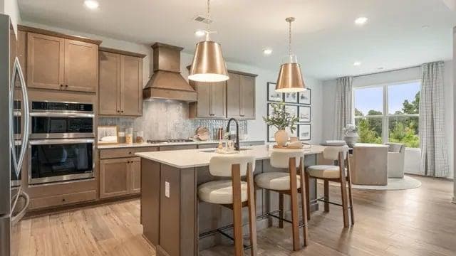 3 bedroom, 3 bathroom, 2,770 sq ft single family residence for sale at 8550 Sunnybrooke Lane, Cumming, GA 30041 — photo 6
