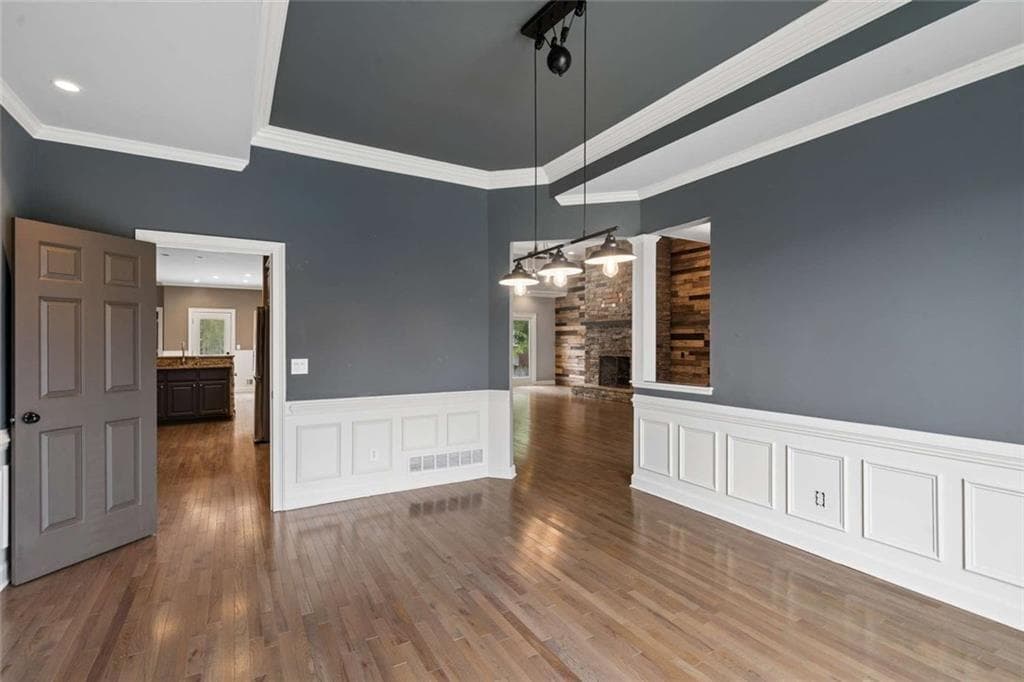 4 bedroom, 4 bathroom, 4,017 sq ft single family residence for sale at 315 Savannah Place, Loganville, GA 30052 — photo 9