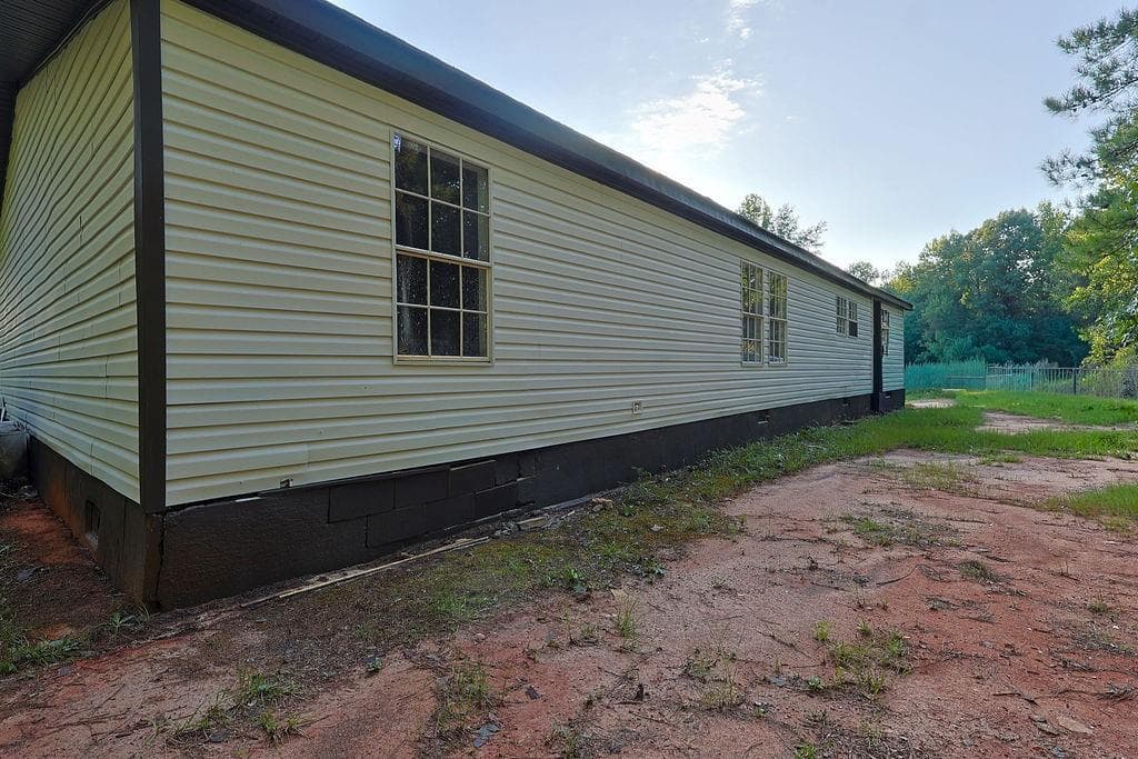 2 bedroom, 2 bathroom, 2,004 sq ft single family residence for sale at 158 Felton Drive, Milledgeville, GA 31061 — photo 7