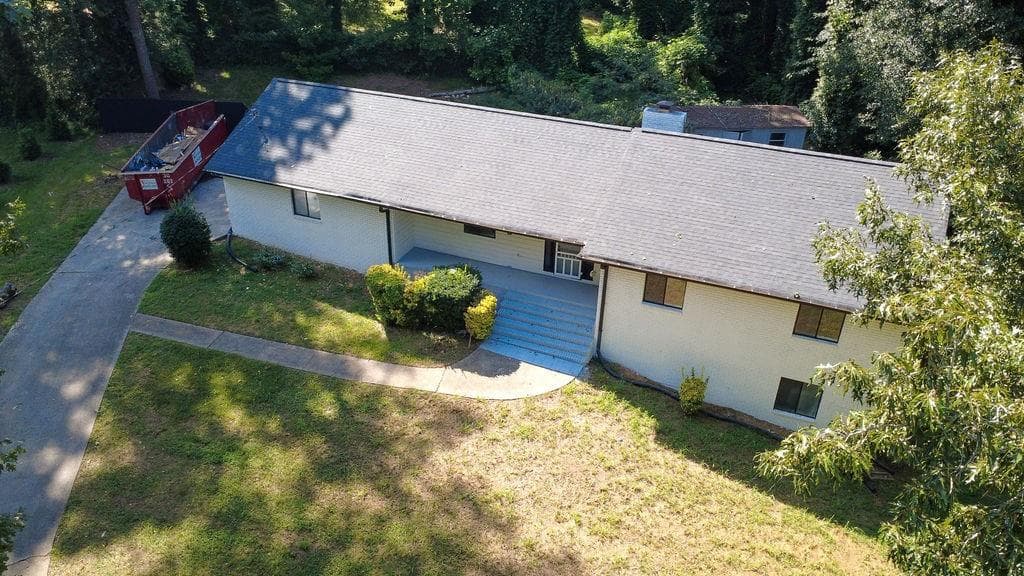 3 bedroom, 2 bathroom, 3,988 sq ft single family residence for sale at 949 Marion Court, Lithia Springs, GA 30122 — photo 3