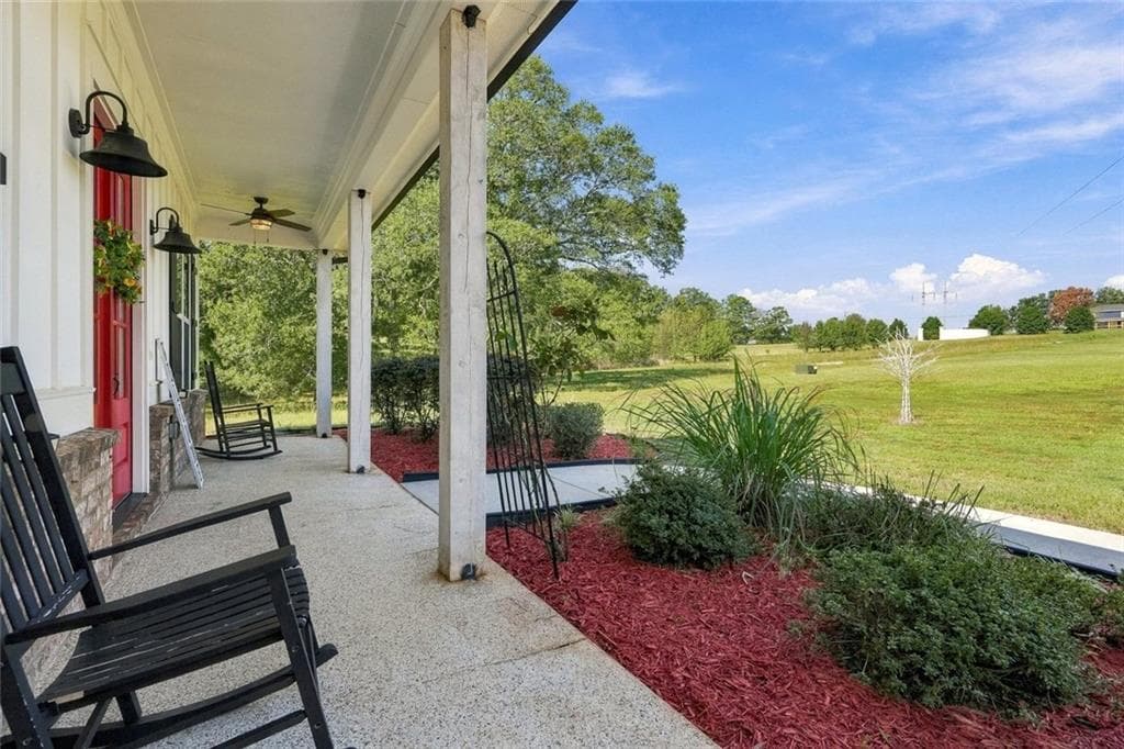 4 bedroom, 4 bathroom, 3,647 sq ft single family residence for sale at 4498 Center Hill Church Road, Loganville, GA 30052 — photo 4