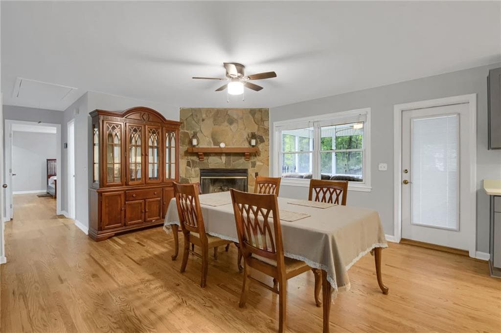 3 bedroom, 3 bathroom, 3,158 sq ft single family residence for sale at 68 Christine Drive, Marietta, GA 30066 — photo 5