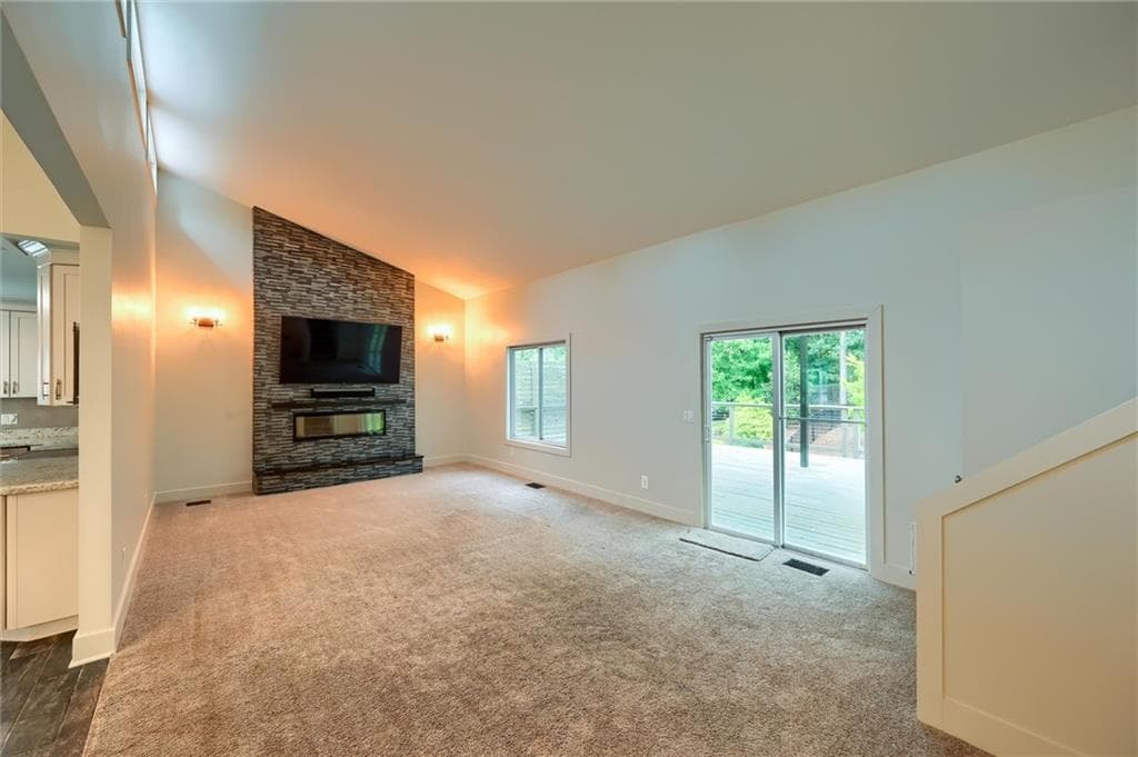 4 bedroom, 3 bathroom, 2,812 sq ft single family residence for sale at 2470 Kingsley Drive, Marietta, GA 30062 — photo 5