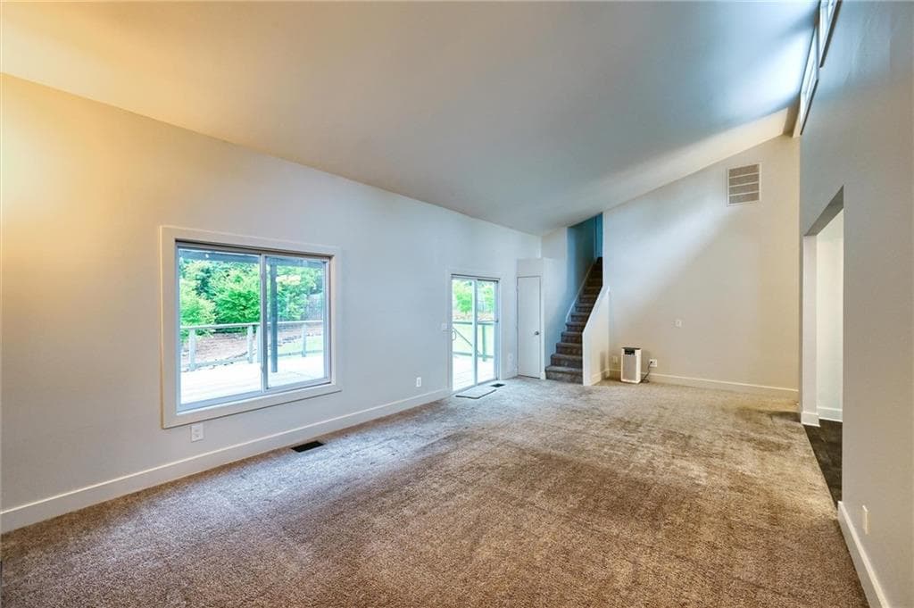 4 bedroom, 3 bathroom, 2,812 sq ft single family residence for sale at 2470 Kingsley Drive, Marietta, GA 30062 — photo 8