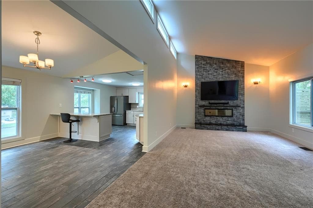 4 bedroom, 3 bathroom, 2,812 sq ft single family residence for sale at 2470 Kingsley Drive, Marietta, GA 30062 — photo 9