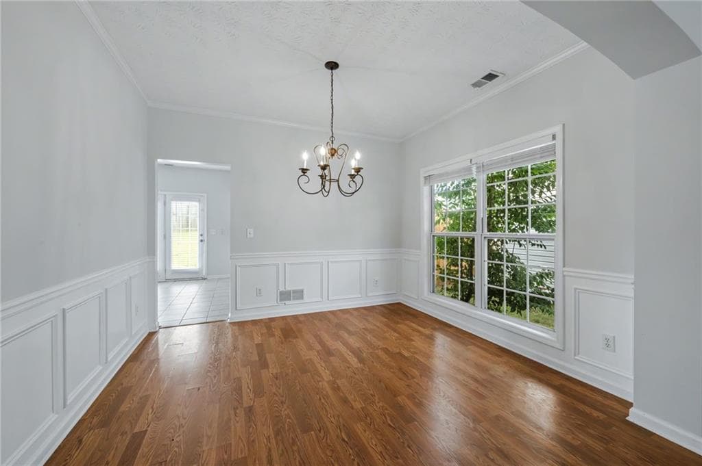 4 bedroom, 3 bathroom, 2,220 sq ft single family residence for rent at 290 Clairidge Lane, Lawrenceville, GA 30046 for $2,300 a month — photo 6