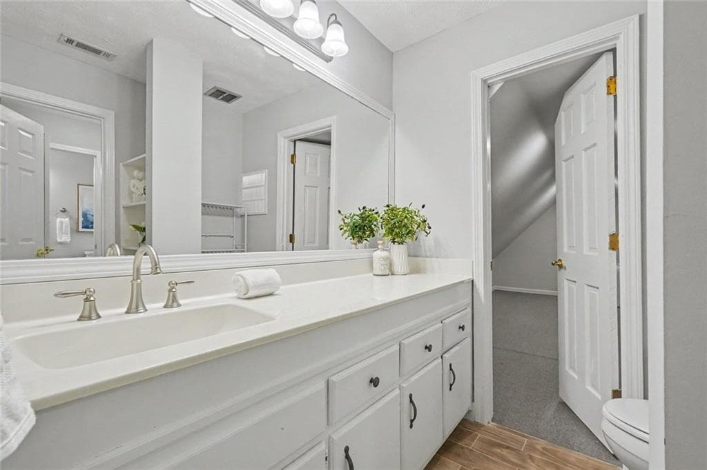 3 bedroom, 3 bathroom, 1,296 sq ft townhouse for sale at 218 Forkner Drive C, Decatur, GA 30030 — photo 5