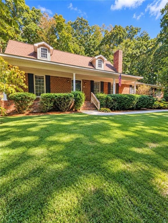 3 bedroom, 3 bathroom, 2,599 sq ft single family residence for sale at 403 S SEQUOYAH Circle, Calhoun, GA 30701