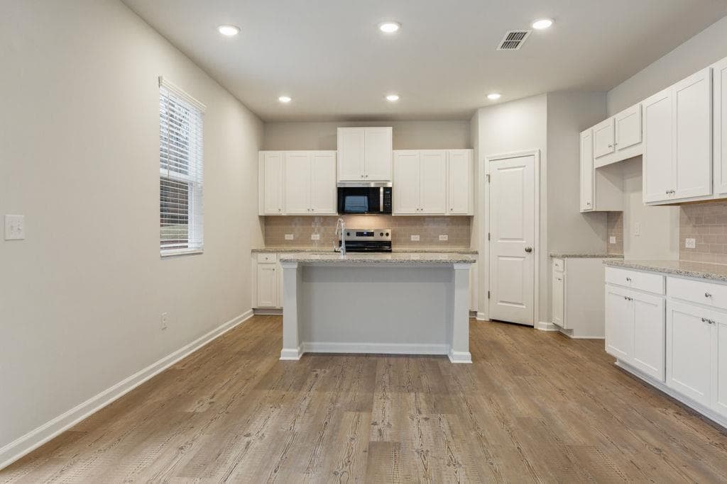 4 bedroom, 3 bathroom, 2,343 sq ft single family residence for sale at 6740 Homer Lane, Fairburn, GA 30213 — photo 8
