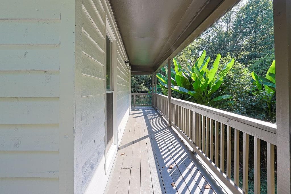 4 bedroom, 2 bathroom, 4,245 sq ft single family residence for sale at 151 Farmington Drive, Woodstock, GA 30188 — photo 8