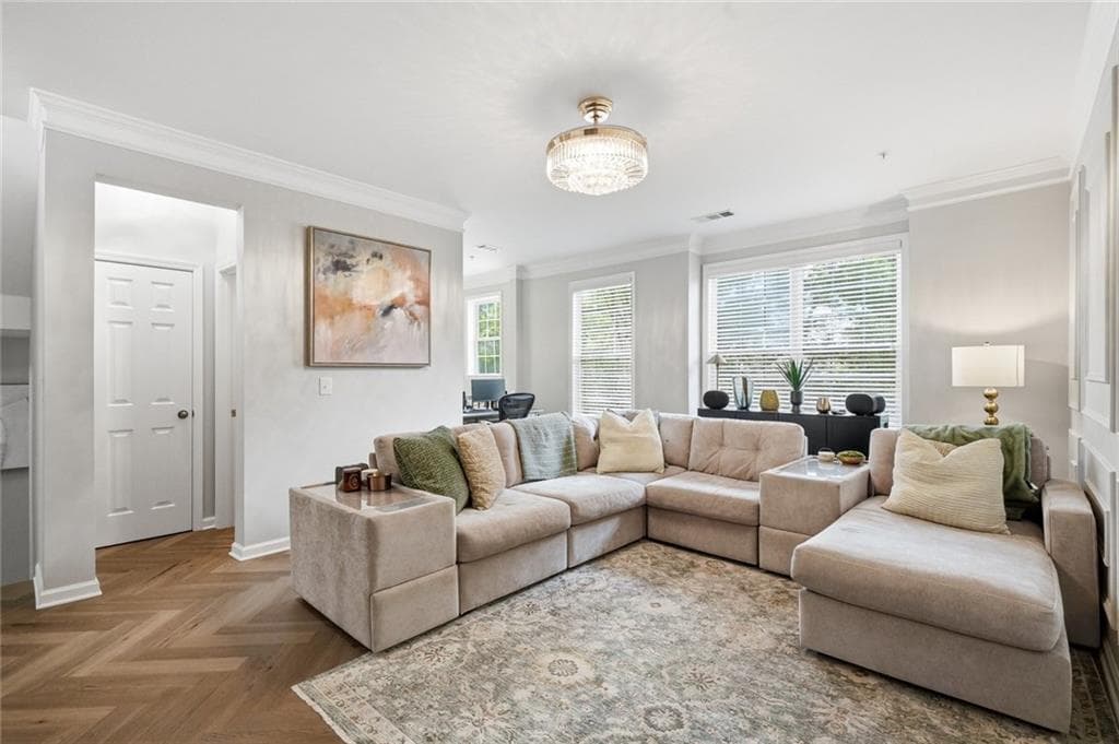 4 bedroom, 3 bathroom, 2,488 sq ft townhouse for sale at 11284 Musette Circle, Alpharetta, GA 30009 — photo 2