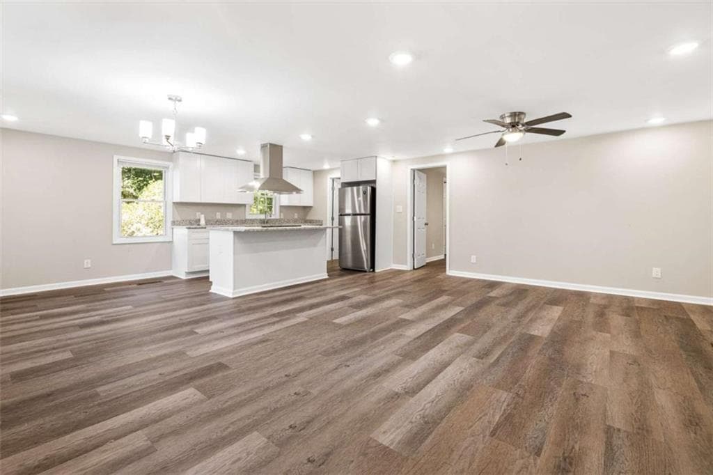 3 bedroom, 2 bathroom, 1,550 sq ft single family residence for sale at 2571 Elliott, Atlanta, GA 30318 — photo 3