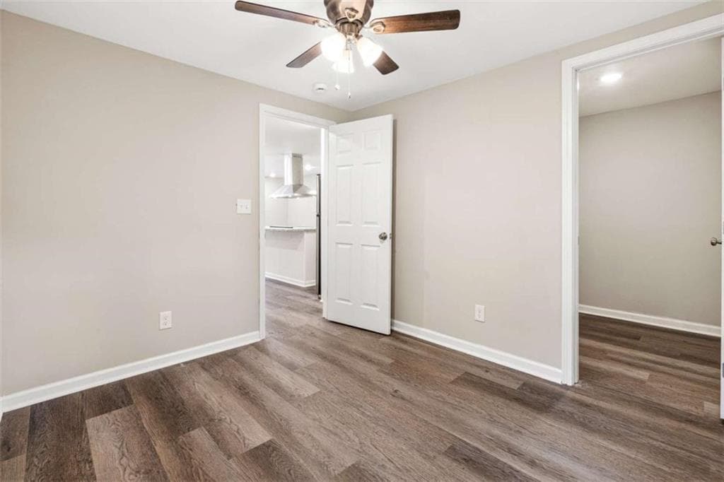 3 bedroom, 2 bathroom, 1,550 sq ft single family residence for sale at 2571 Elliott, Atlanta, GA 30318 — photo 7