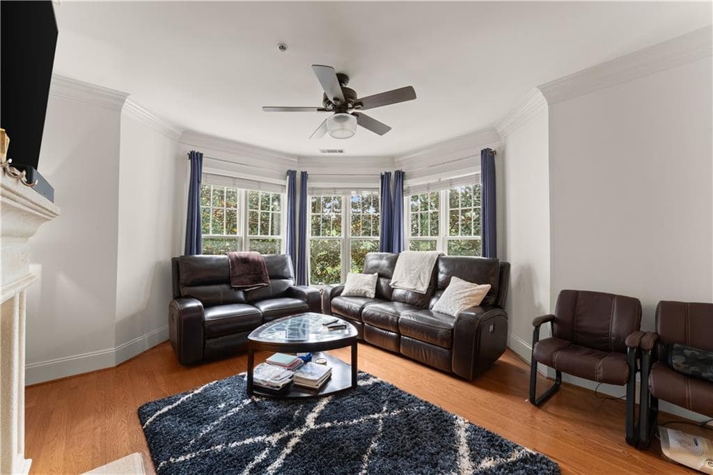 2 bedroom, 2 bathroom, 1,404 sq ft condominium for sale at 828 Highland Lane 2201, Atlanta, GA 30306 — photo 5