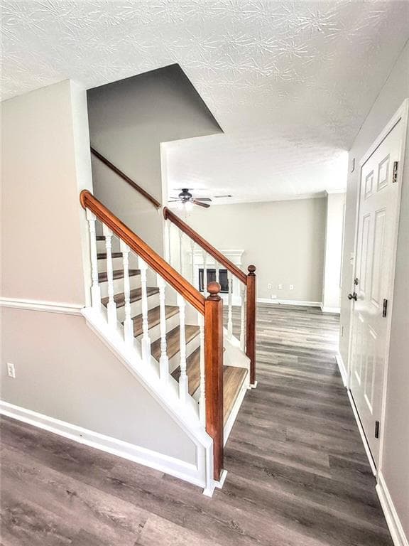 3 bedroom, 3 bathroom, 1,542 sq ft single family residence for rent at 6909 Malvern Court, Stonecrest, GA 30038 for $1,800 a month — photo 2