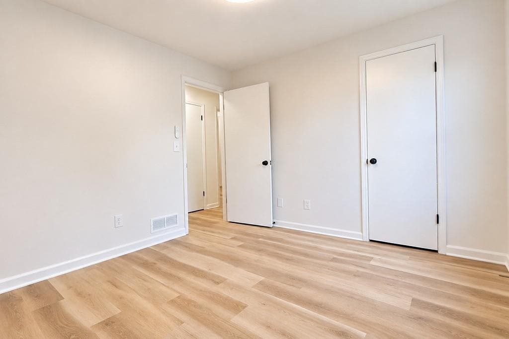 3 bedroom, 2 bathroom, 2,044 sq ft single family residence for sale at 3401 San Antonio Drive, Snellville, GA 30039 — photo 9