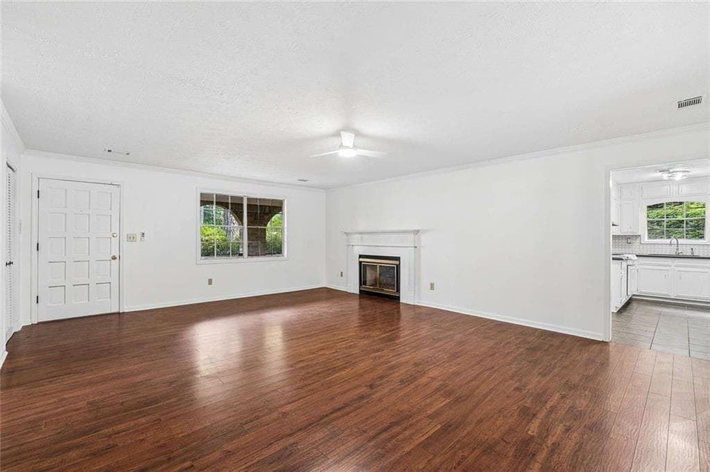 3 bedroom, 2 bathroom, 1,627 sq ft single family residence for sale at 750 Dunleith Court, Stone Mountain, GA 30083 — photo 6