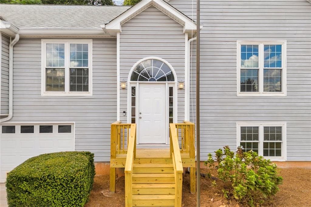 4 bedroom, 3 bathroom, 3,530 sq ft single family residence for sale at 1170 Robert Pointe Way, Lawrenceville, GA 30045 — photo 3