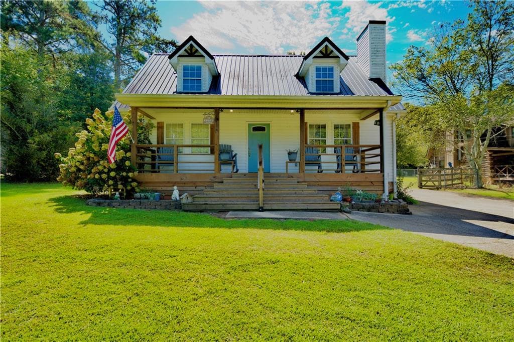 3 bedroom, 2 bathroom, 1,872 sq ft single family residence for sale at 65 Chipley Creek Drive, Villa Rica, GA 30180 — photo 2