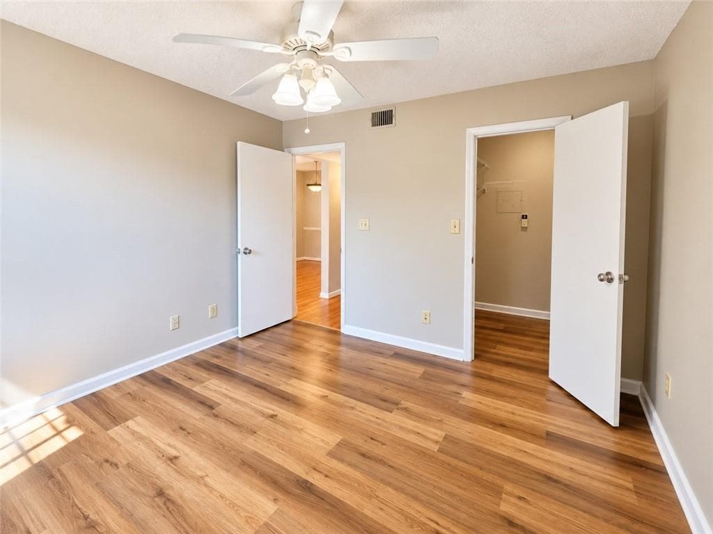 1 bedroom, 1 bathroom, 690 sq ft condominium for rent at 2037 Chastain Park Court, Atlanta, GA 30342 for $1,795 a month — photo 5