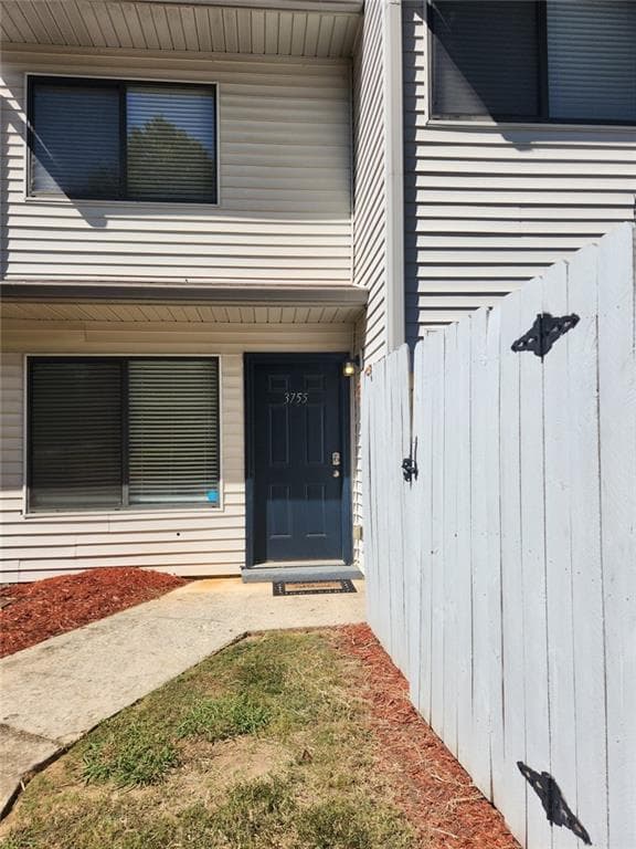 2 bedroom, 1 bathroom, 972 sq ft townhouse for rent at 3755 Mulkey Circle, Marietta, GA 30008 for $1,450 a month