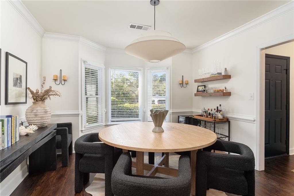 2 bedroom, 2 bathroom, 1,566 sq ft townhouse for sale at 904 Lenox Hill Court, Atlanta, GA 30324 — photo 7