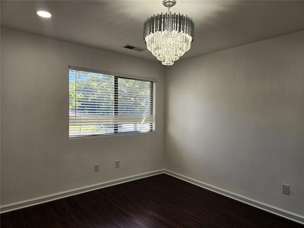 2 bedroom, 1 bathroom, 972 sq ft townhouse for rent at 3755 Mulkey Circle, Marietta, GA 30008 for $1,450 a month — photo 10