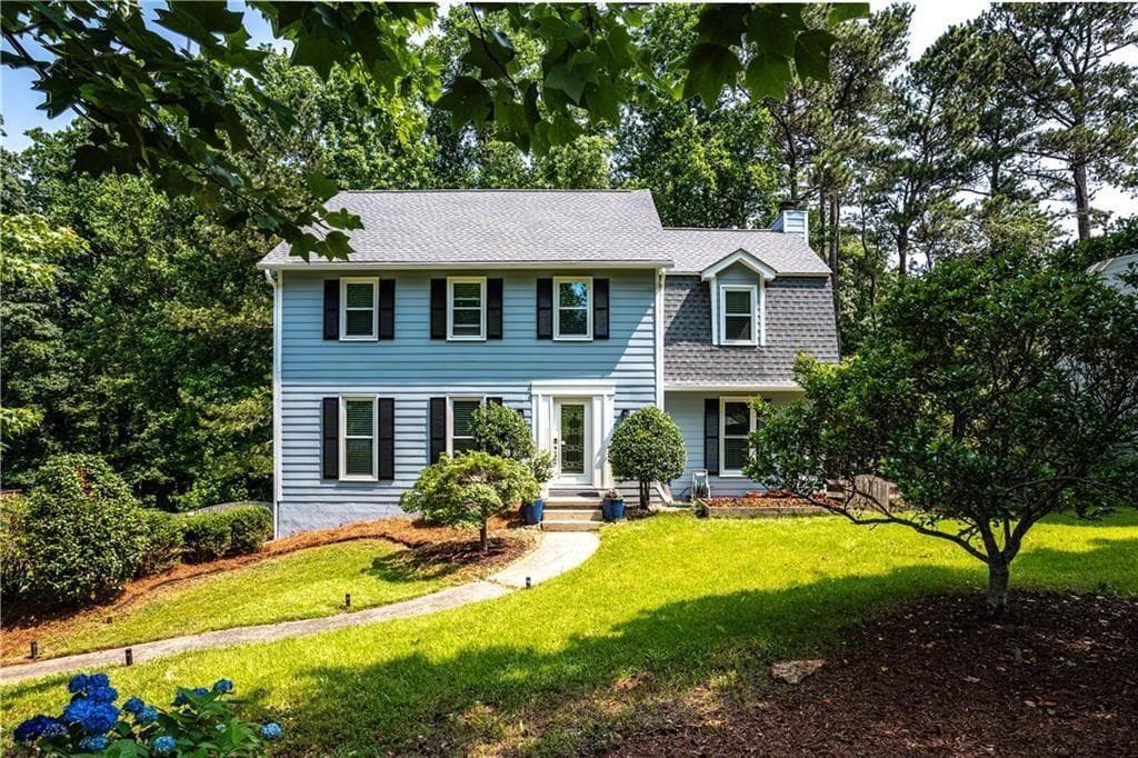 4 bedroom, 3 bathroom, 2,548 sq ft single family residence for rent at 1428 Brookcliff Drive, Marietta, GA 30062 for $3,100 a month — photo 2