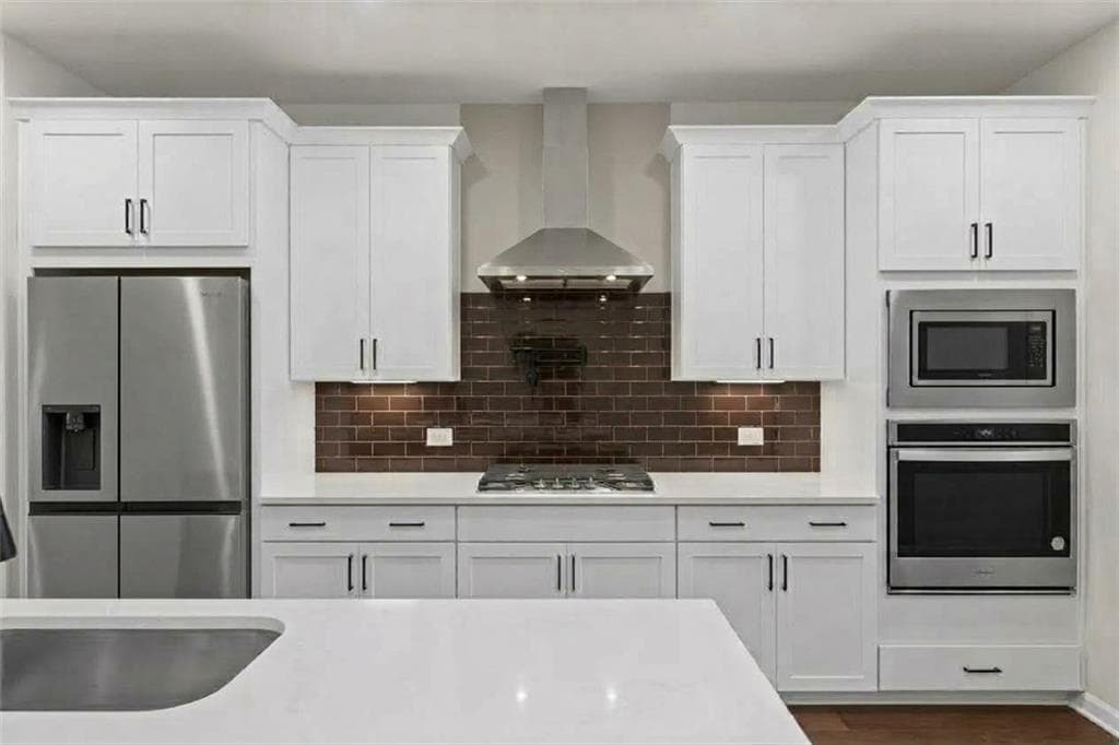 3 bedroom, 3 bathroom, 2,212 sq ft single family residence for sale at 3644 Arrow Root Circle, Loganville, GA 30052 — photo 3