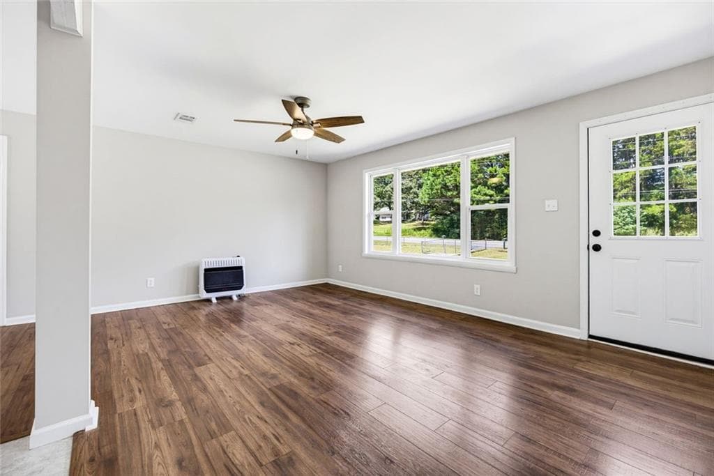 3 bedroom, 1 bathroom, 1,536 sq ft single family residence for sale at 354 Pine Valley Road, Powder Springs, GA 30127 — photo 5