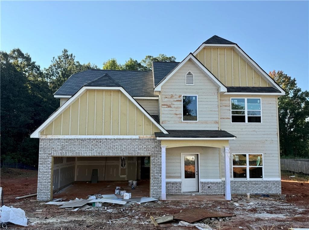 5 bedroom, 3 bathroom, 2,400 sq ft single family residence for sale at 481 Charleston Place, Villa Rica, GA 30180