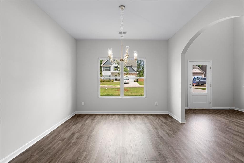 5 bedroom, 3 bathroom, 2,400 sq ft single family residence for sale at 481 Charleston Place, Villa Rica, GA 30180 — photo 5