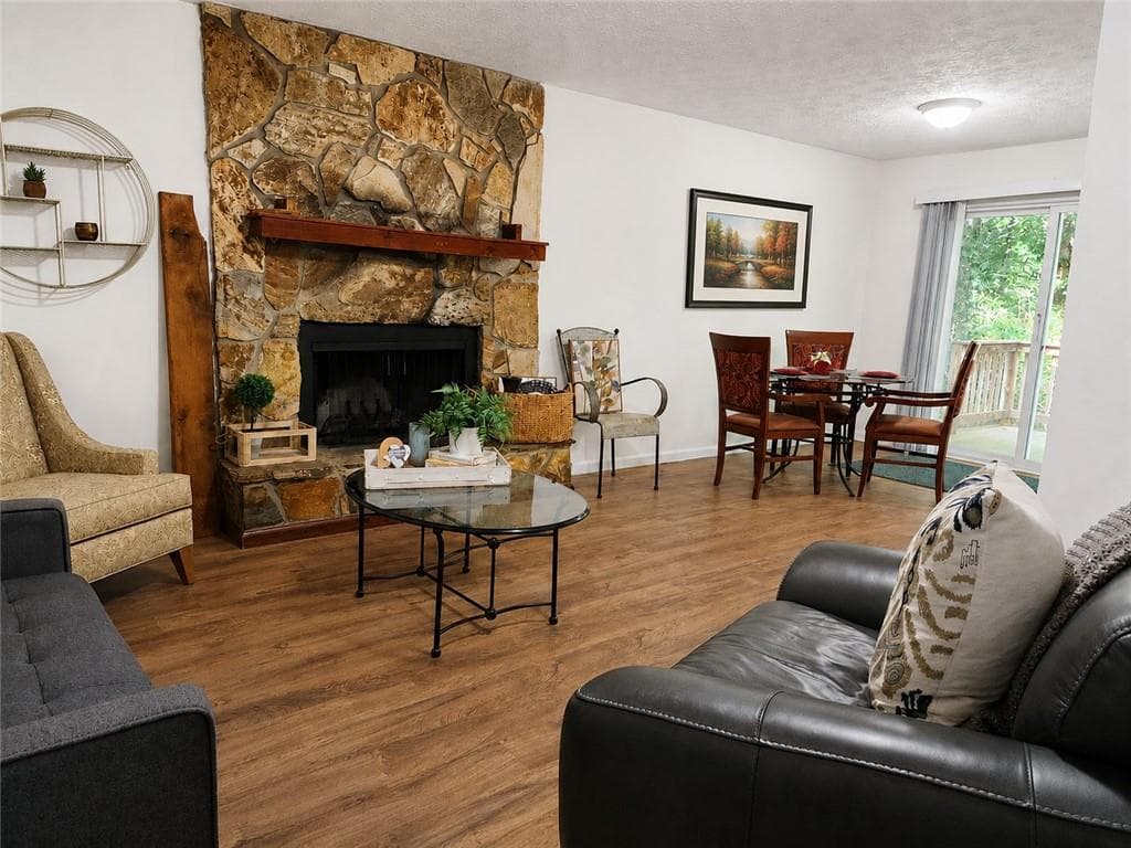 2 bedroom, 1 bathroom, 800 sq ft duplex for rent at 232 Rustwood Drive, Athens, GA 30606 for $1,400 a month