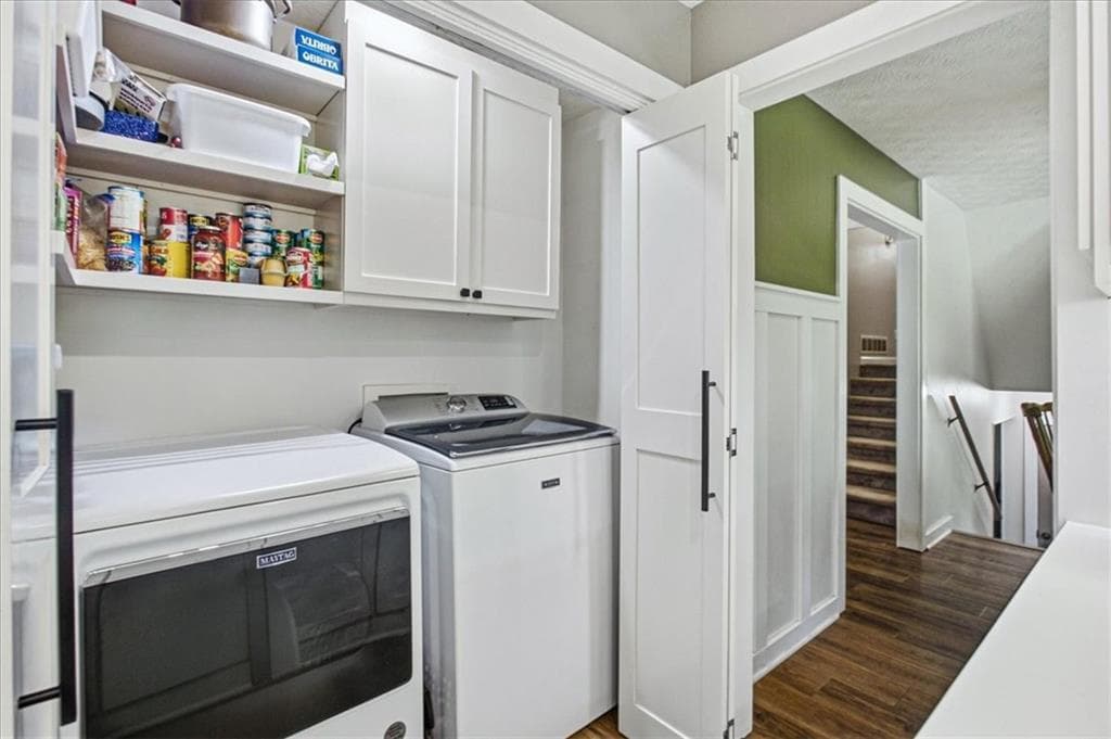 4 bedroom, 2 bathroom, 2,001 sq ft single family residence for sale at 669 Foxcliffe Court, Smyrna, GA 30082 — photo 9