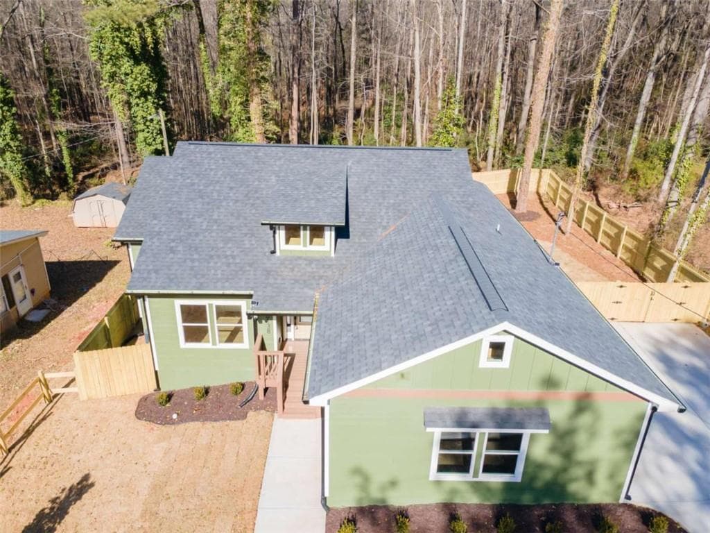3 bedroom, 2 bathroom, 1,438 sq ft single family residence for sale at 6138 Green Acres Drive, Covington, GA 30014 — photo 7