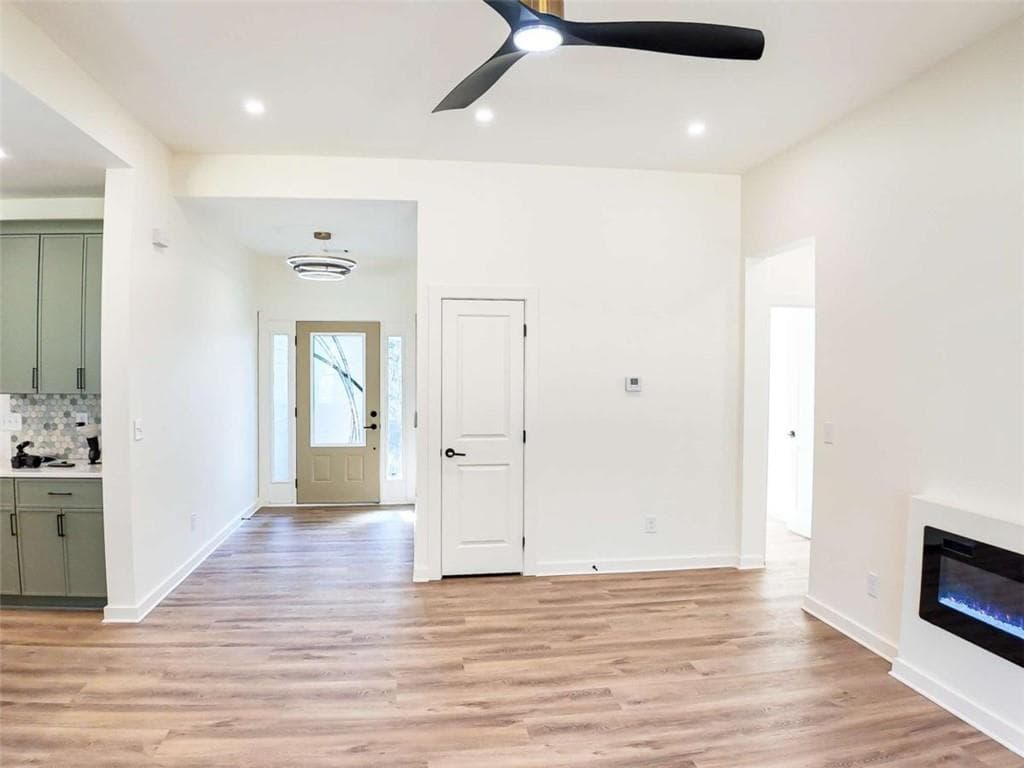 3 bedroom, 2 bathroom, 1,438 sq ft single family residence for sale at 6138 Green Acres Drive, Covington, GA 30014 — photo 8