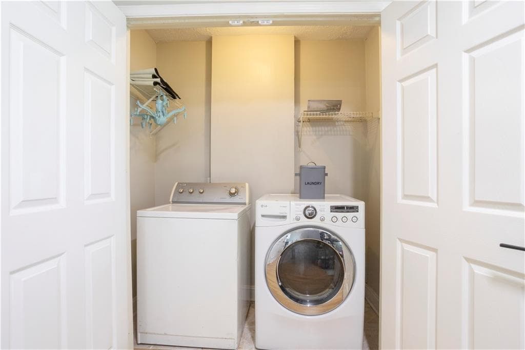3 bedroom, 2 bathroom, 1,416 sq ft single family residence for sale at 1971 Marshes Glenn Drive, Norcross, GA 30071 — photo 10
